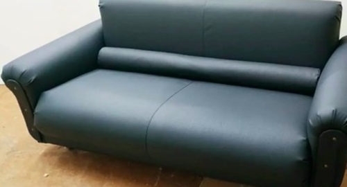 Обивка дивана на дому. Железнодорожный